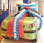 Бант из шаров для автомобиля