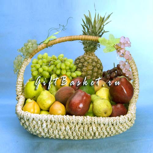 подарочная корзина с фруктами на свадьбу